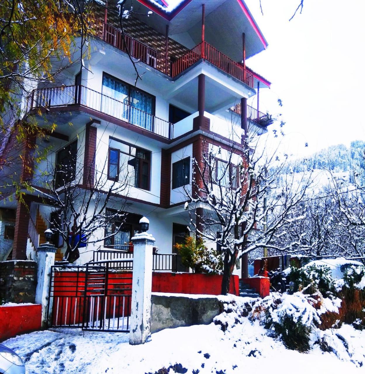 Hotel Snow Country 3*