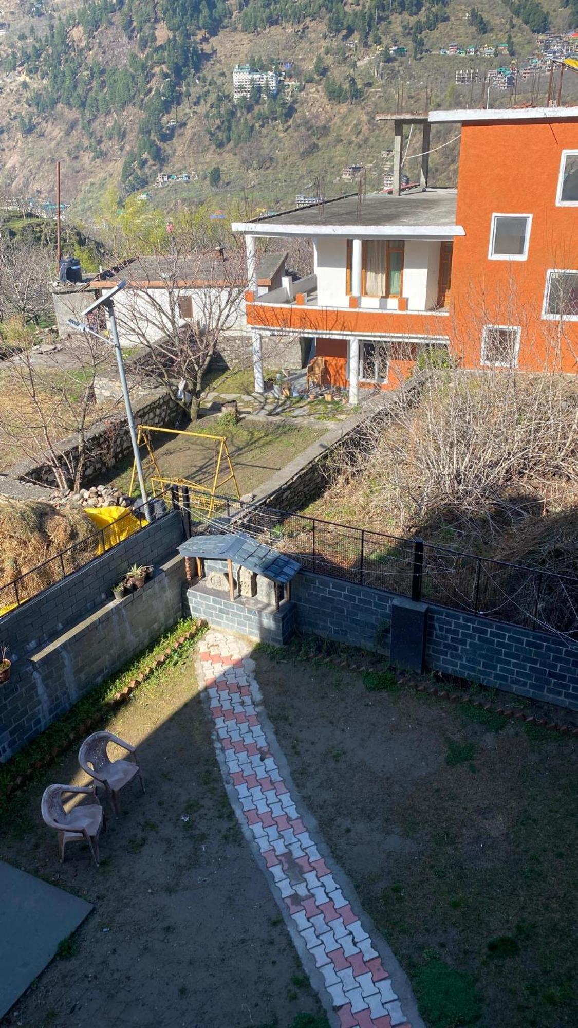 Aviyato Trimurti Guest house