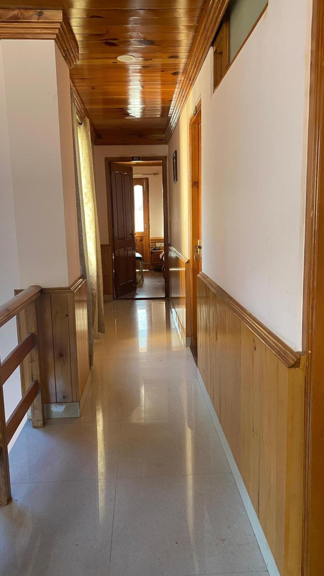 Aviyato Trimurti Guest house