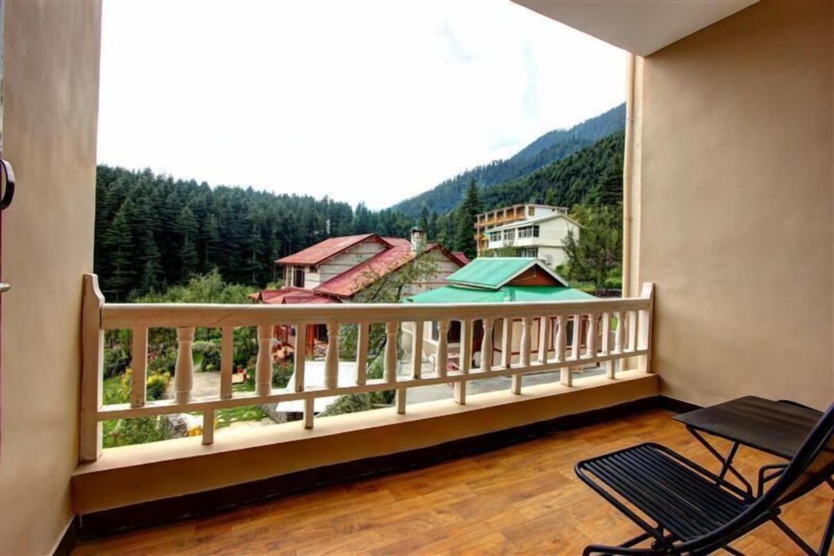 Bonfire Boutique - The Conifer Hostel *