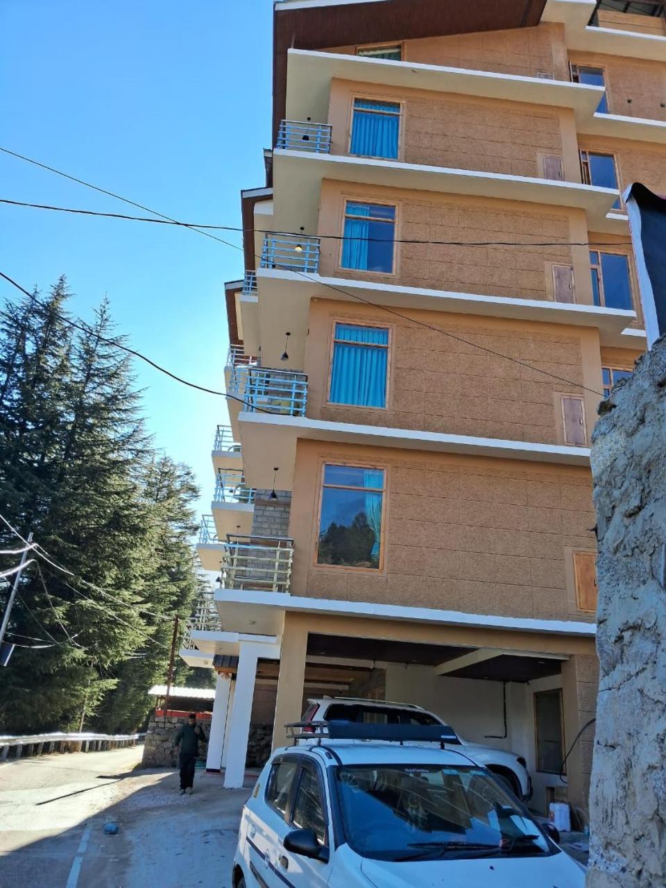 Hidden Heaven Old Near Nature Park Jogni Waterfall View Rohtang Pass Mountain View Resort *