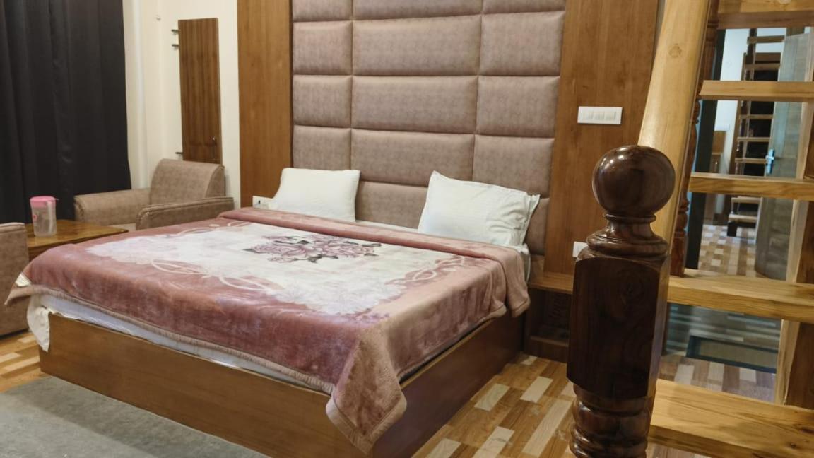 Avni By Ag & Company