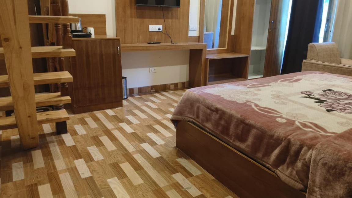 Hotel Avni By Ag & Company Manali (Himachal Pradesh)