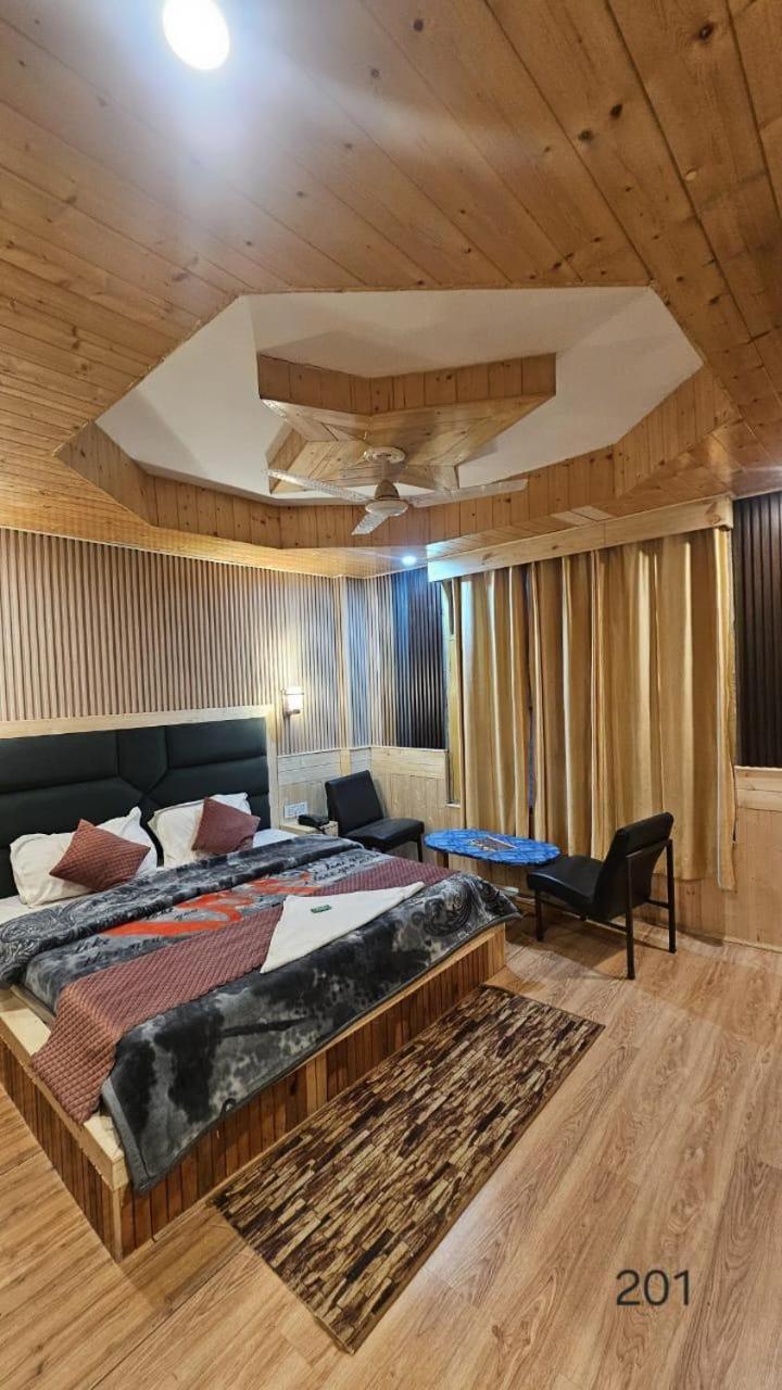 Hotel Kartik