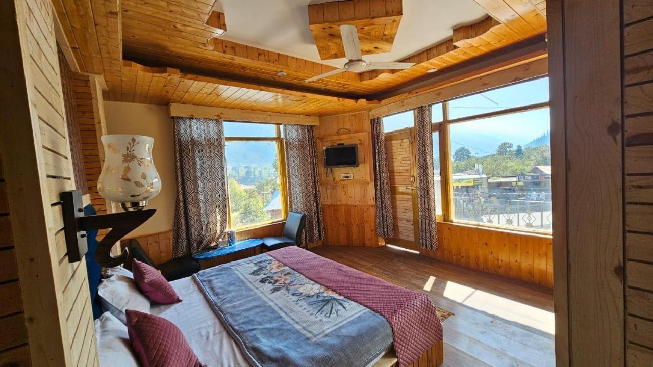 Kartik Hotel Manali (Himachal Pradesh)