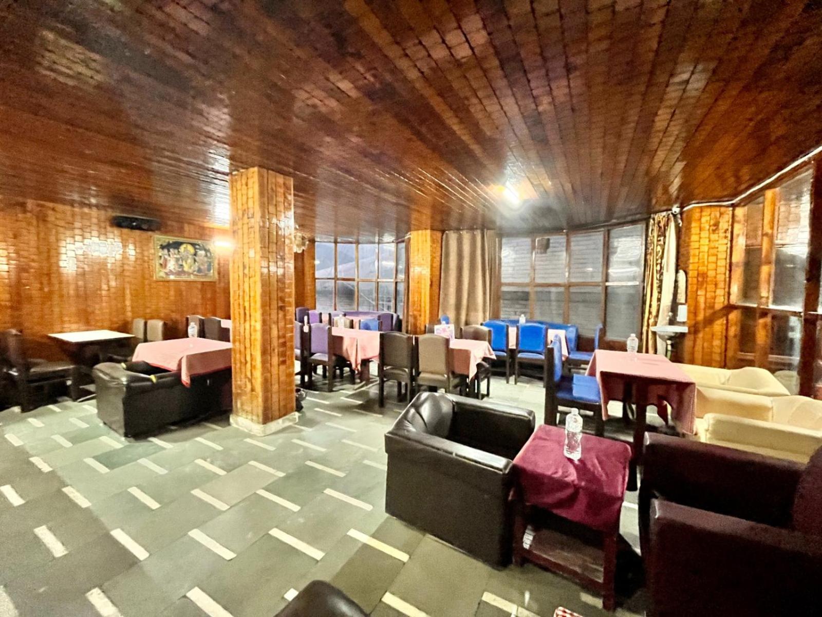 New Hadimba Palace - Mountain View With Premium Near Mall Road , Manali (Himachal Pradesh)