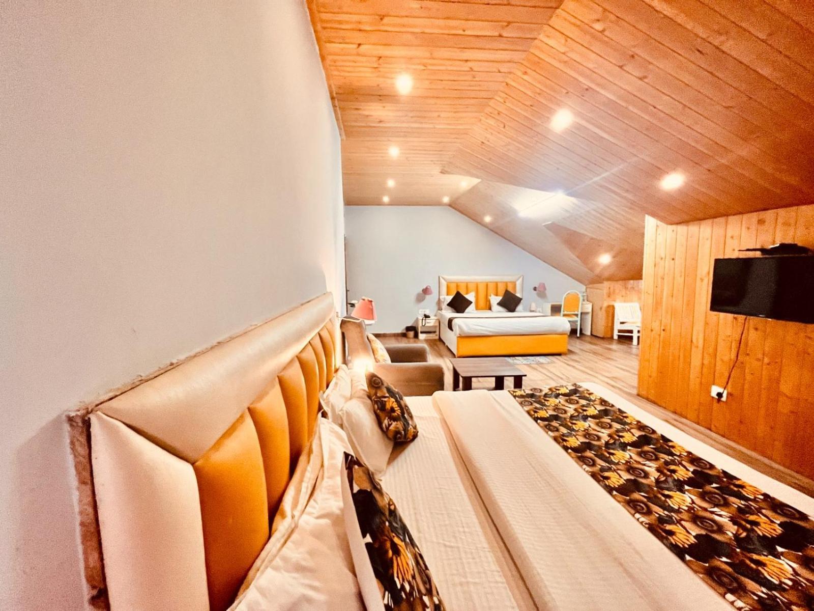New Hadimba Palace - Mountain View With Premium Near Mall Road , Hotel Manali (Himachal Pradesh)