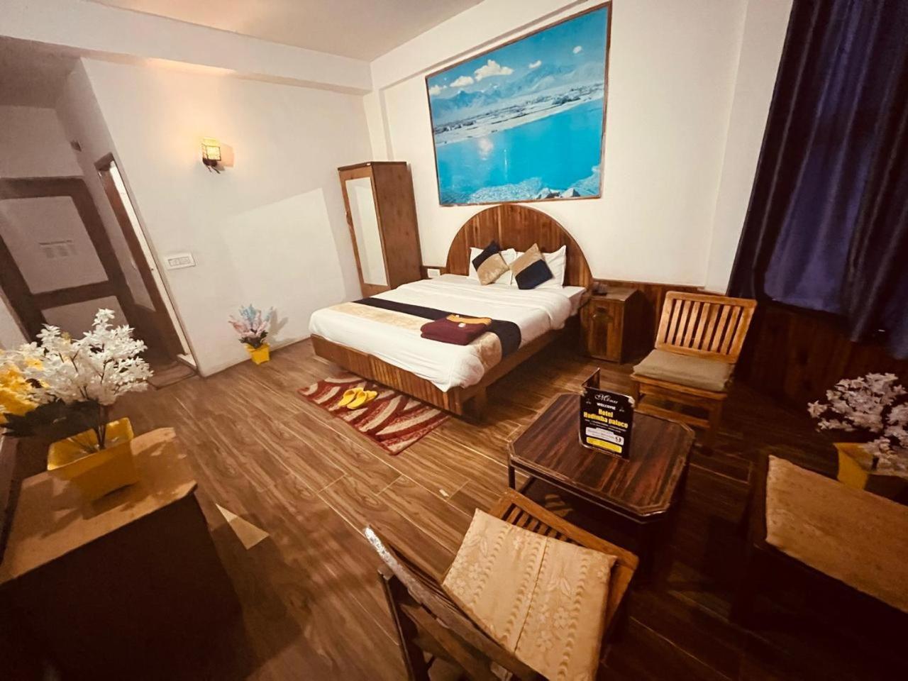 New Hadimba Palace - Mountain View With Premium Near Mall Road , 3*