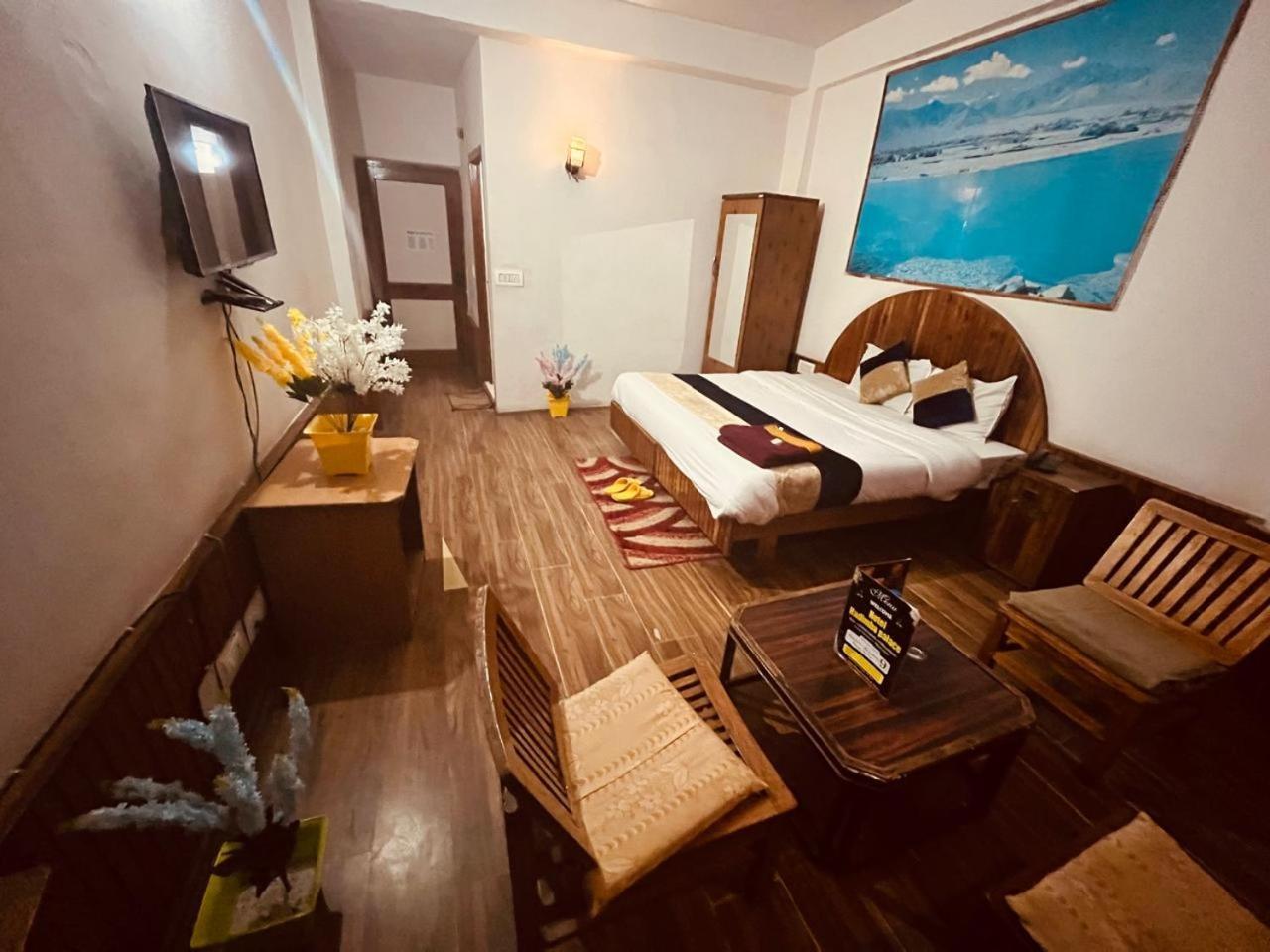 New Hadimba Palace - Mountain View With Premium Near Mall Road , 3* Manali (Himachal Pradesh)