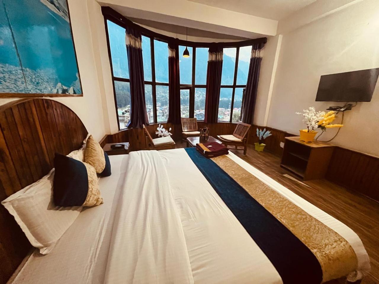 New Hadimba Palace - Mountain View With Premium Near Mall Road ,