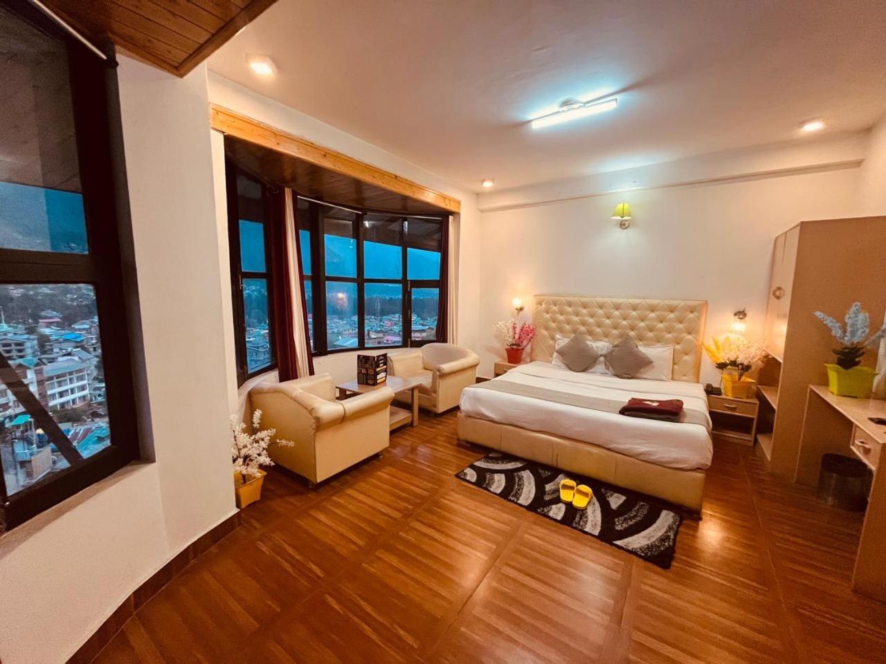 New Hadimba Palace - Mountain View With Premium Near Mall Road , Hotel Manali (Himachal Pradesh)