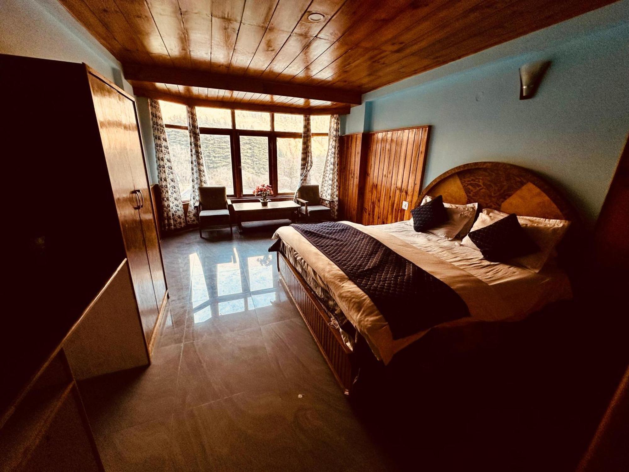 D Kanchan Manali (Himachal Pradesh)