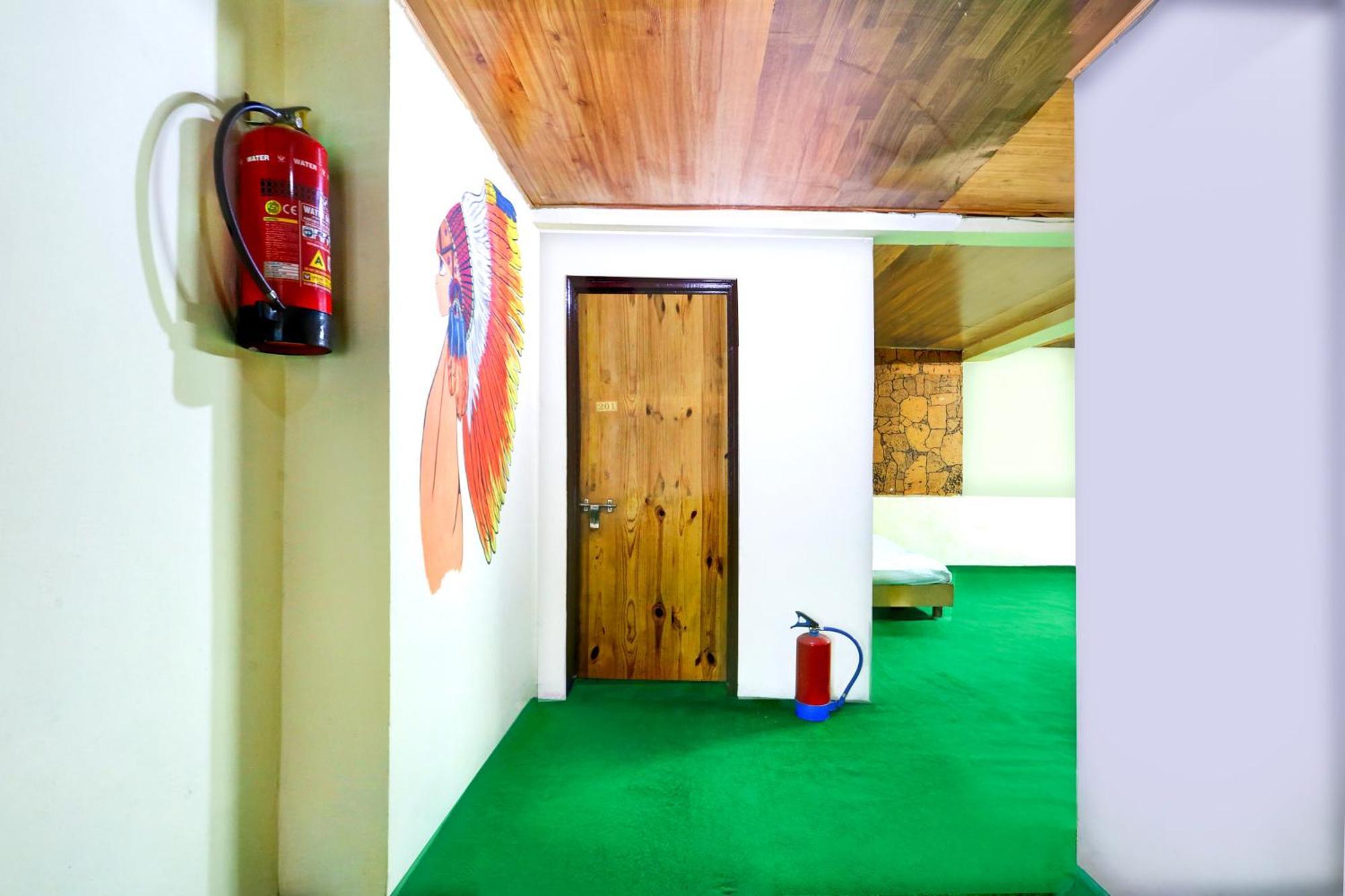 O Simsa Near Kanyal Road Hotel Manali (Himachal Pradesh)