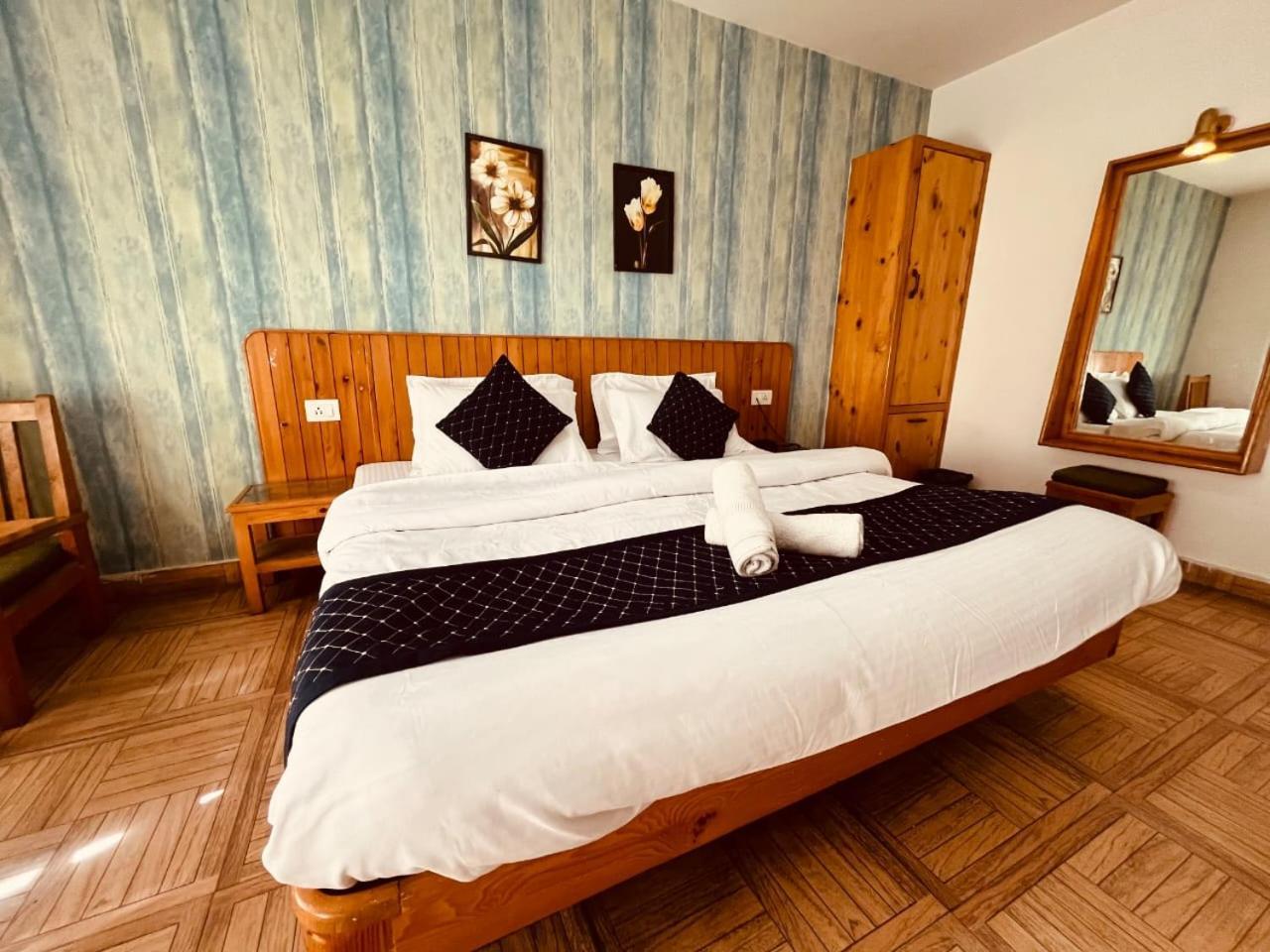 Barkha Guest house *