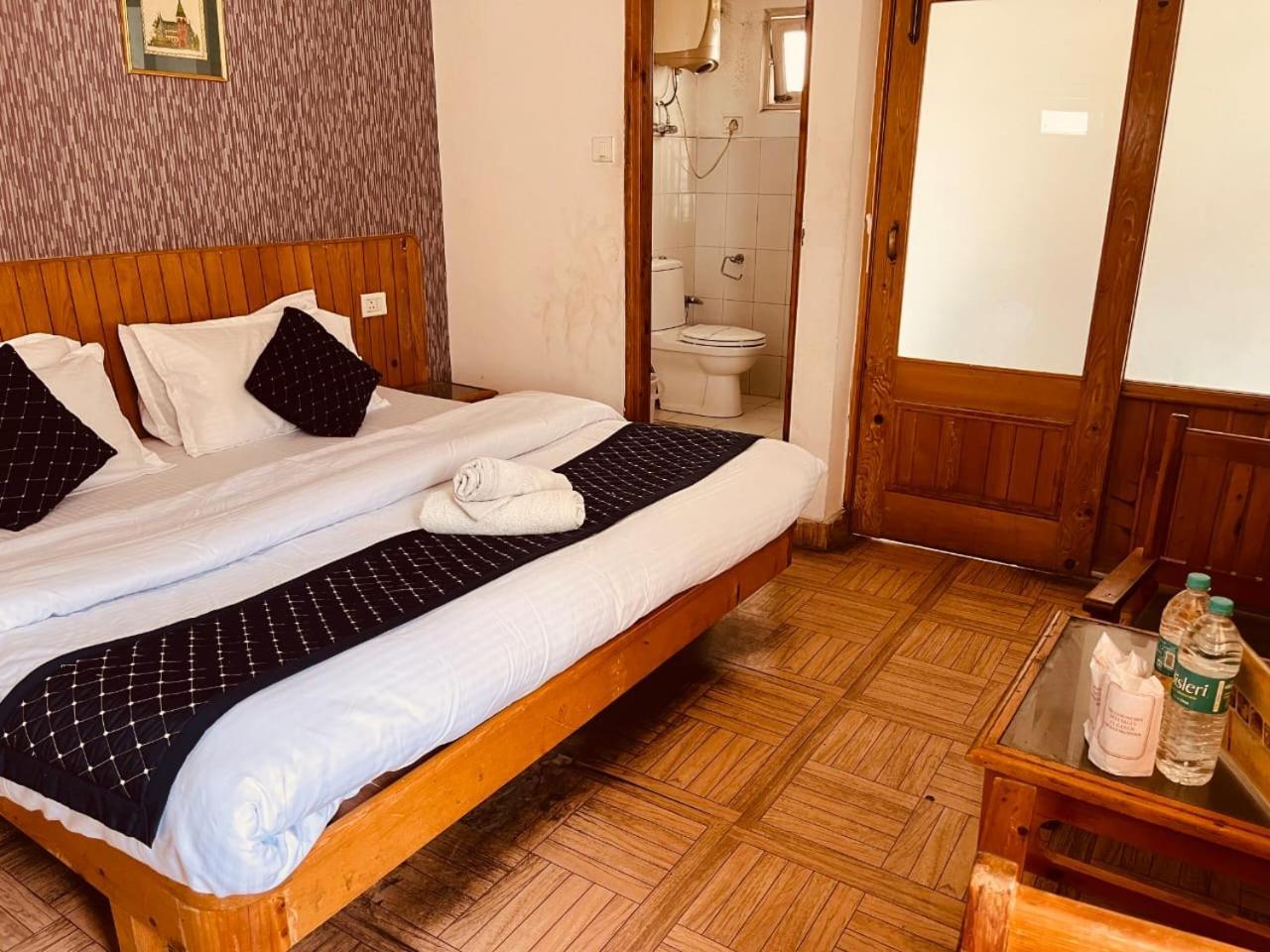Barkha Guest house