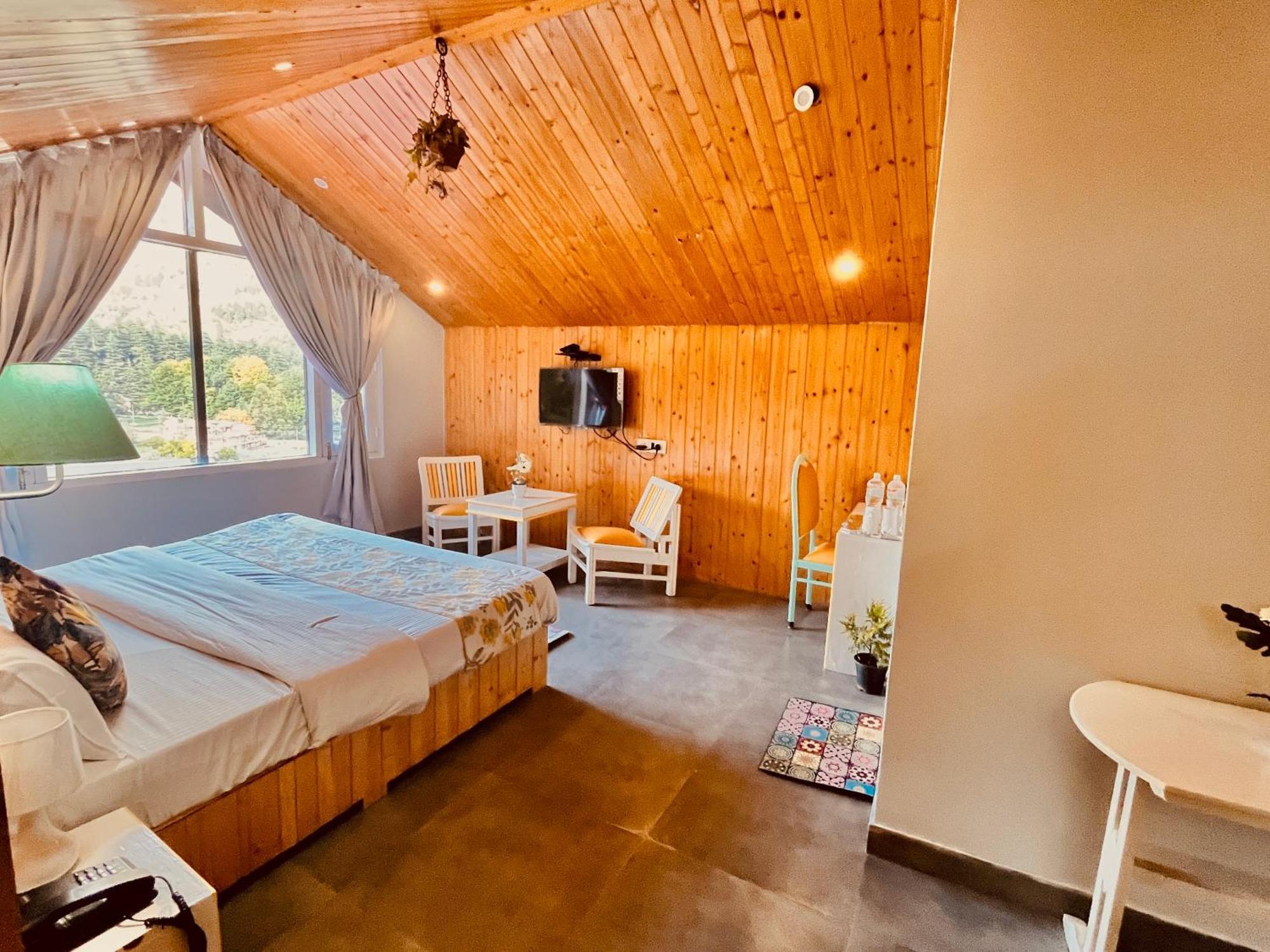 Hotel The Hadimba Palace, Manali (Himachal Pradesh)