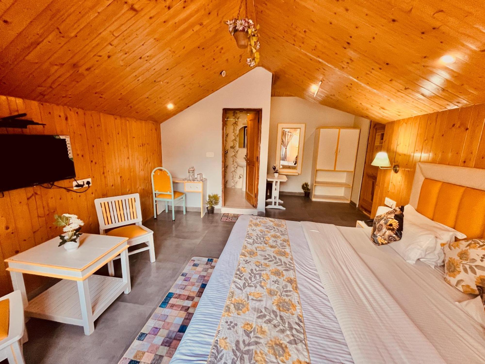 The Hadimba Palace, Hotel 4*