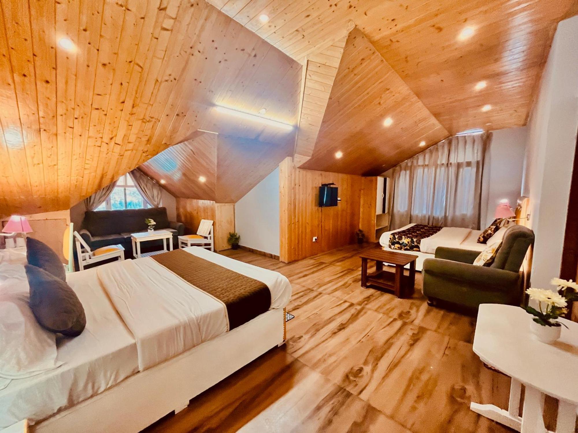 Hotel The Hadimba Palace, Manali (Himachal Pradesh)