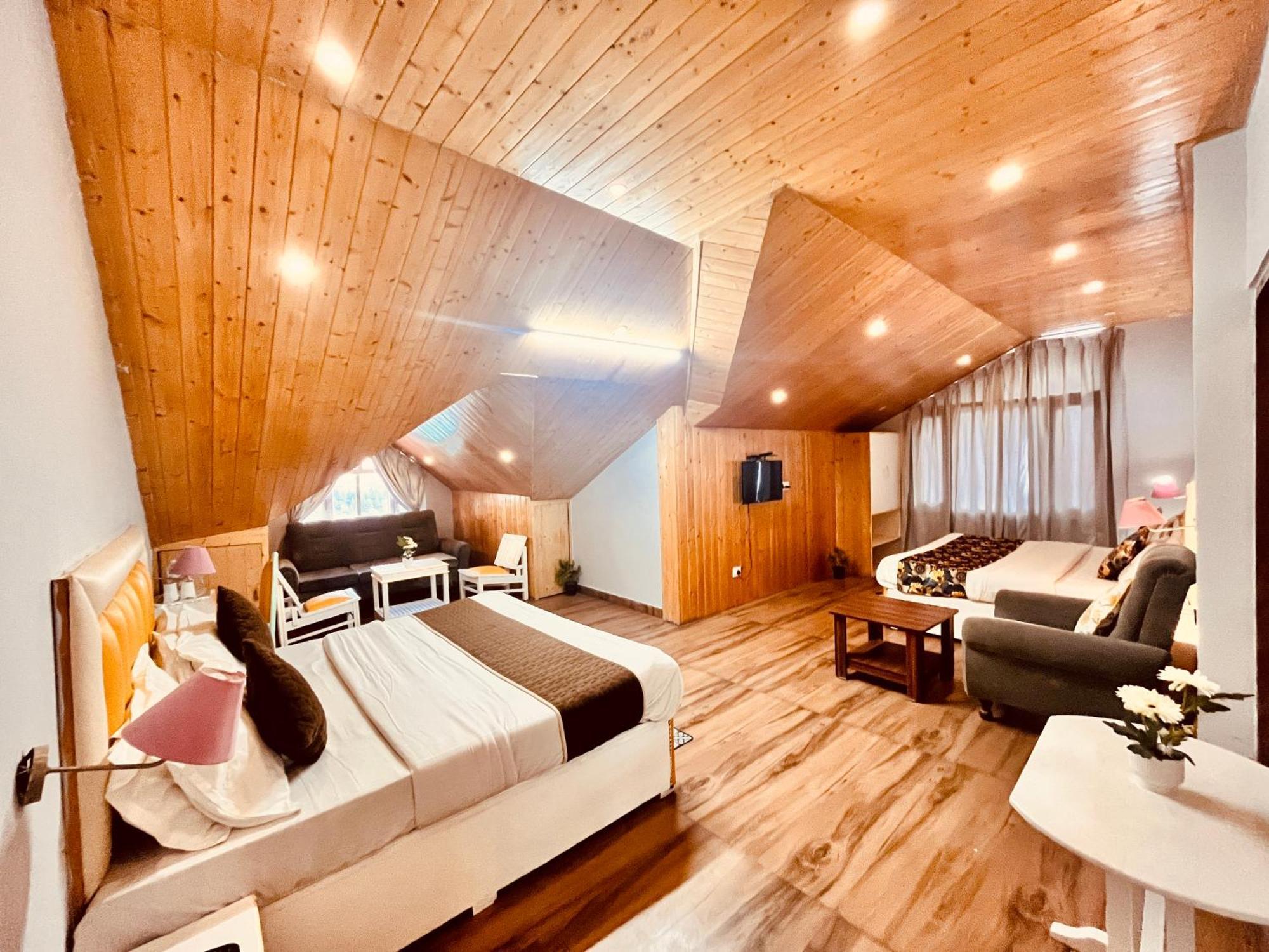 The Hadimba Palace, Hotel Manali (Himachal Pradesh)