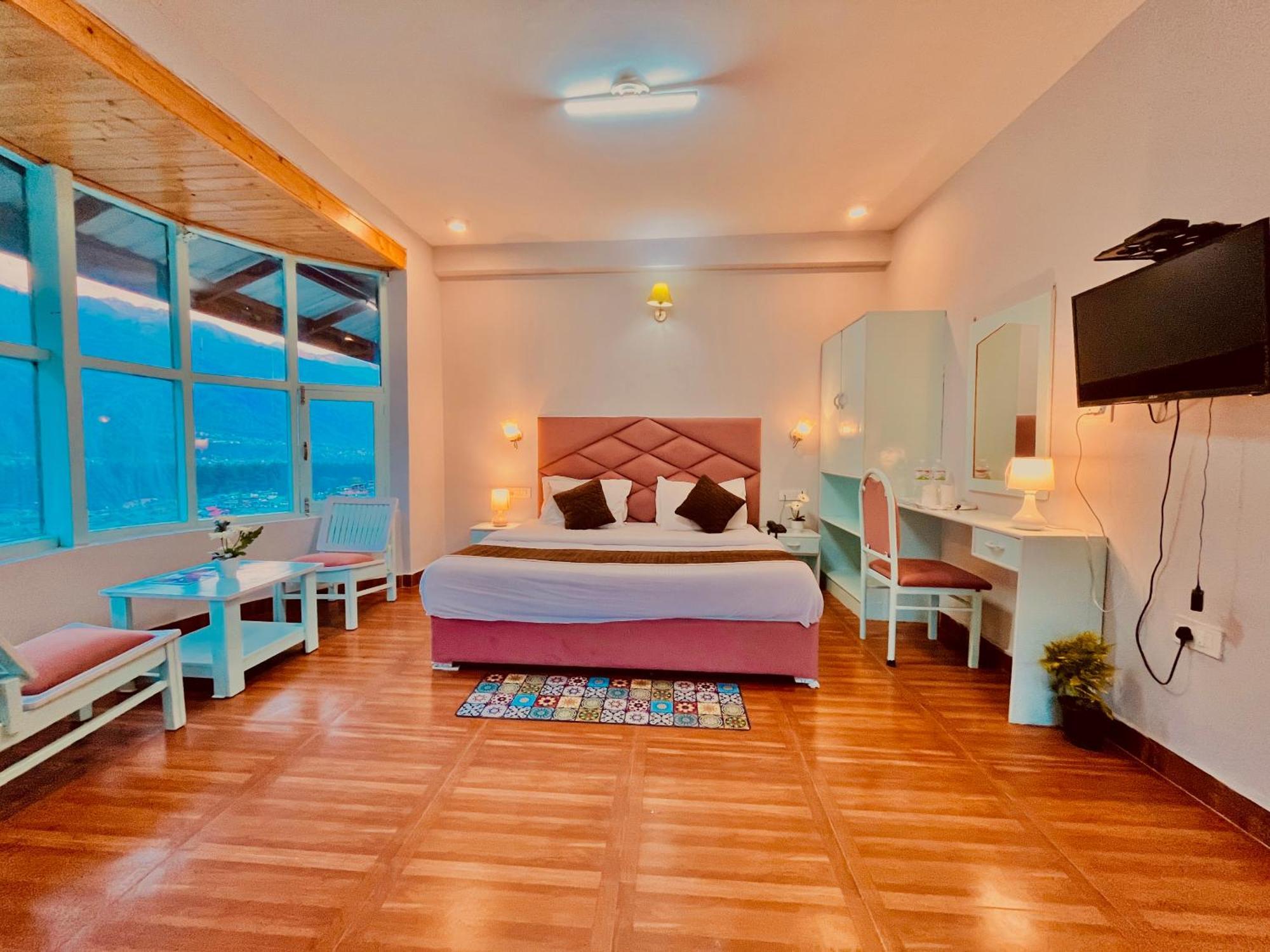 The Hadimba Palace, Hotel 4*