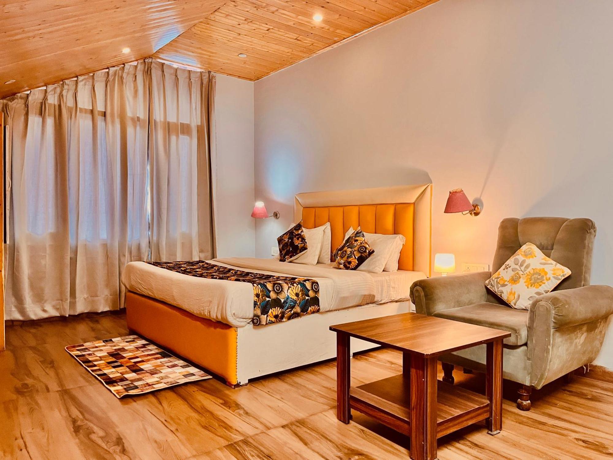 The Hadimba Palace, 4*