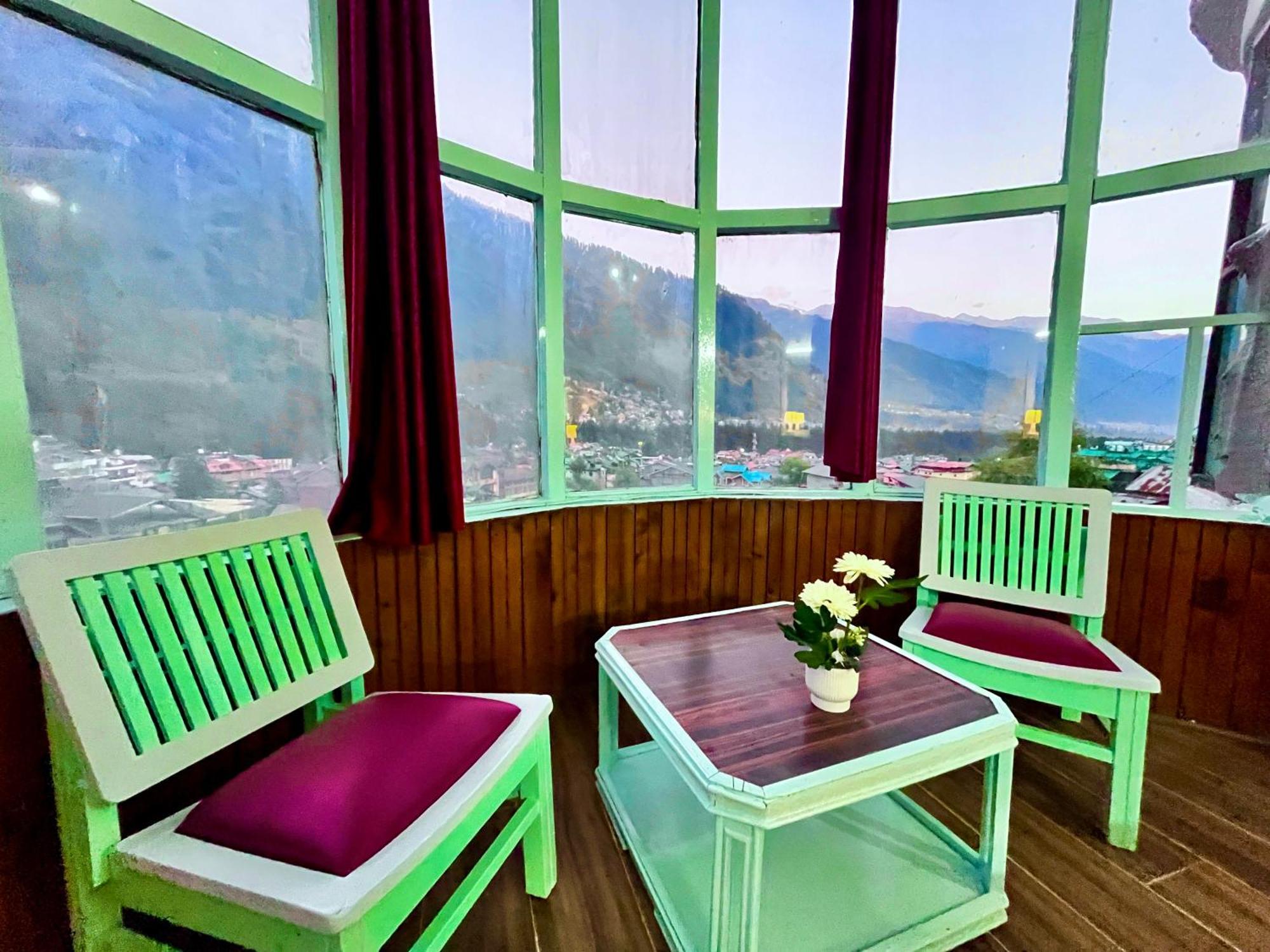 The Hadimba Palace, Hotel Manali (Himachal Pradesh)