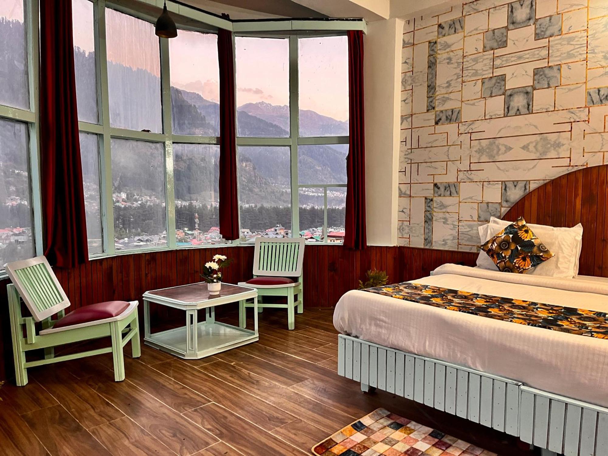 The Hadimba Palace, 4*