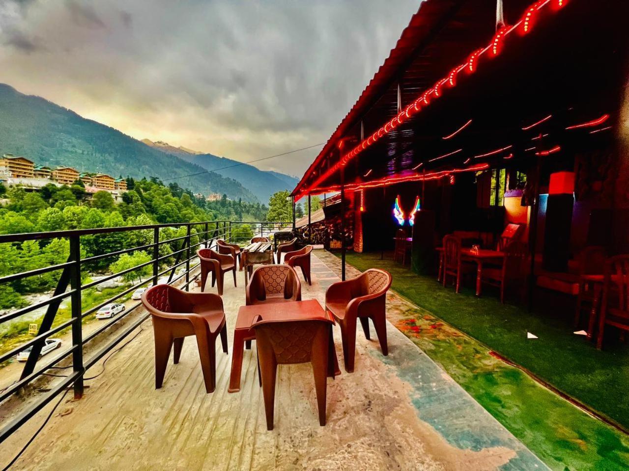 New # Link Way # Near Zing Bus Stand Hostel Manali (Himachal Pradesh)