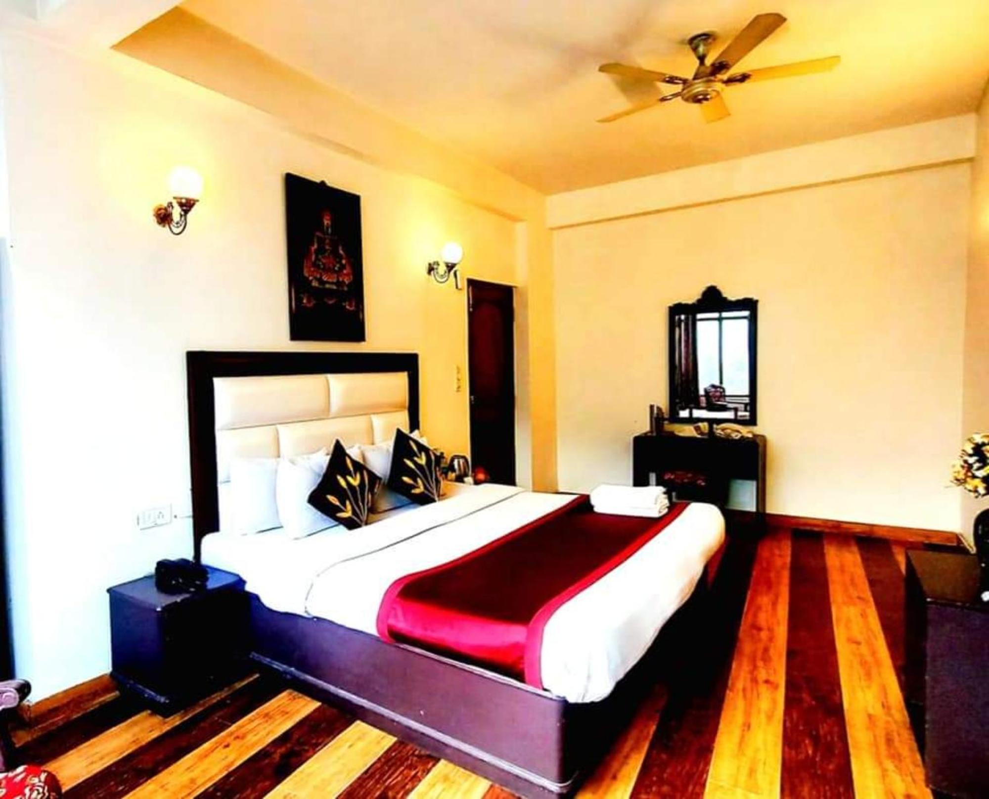 Premium Kalinga Inter Continental - Newly Decorated - Wifi - Service - Parking Available - Luxury In Hotel