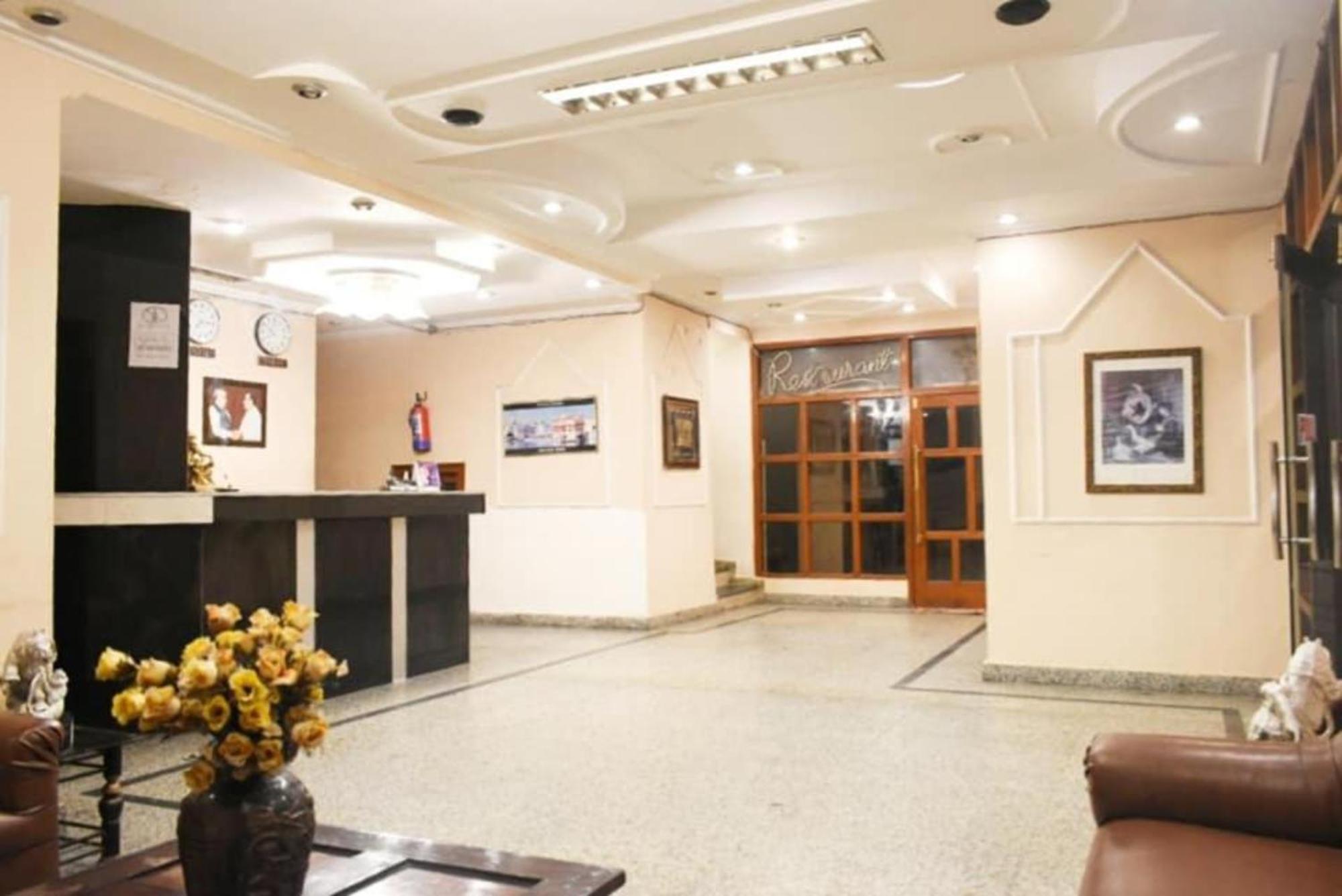 Premium Kalinga Inter Continental - Newly Decorated - Wifi - Service - Parking Available - Luxury In