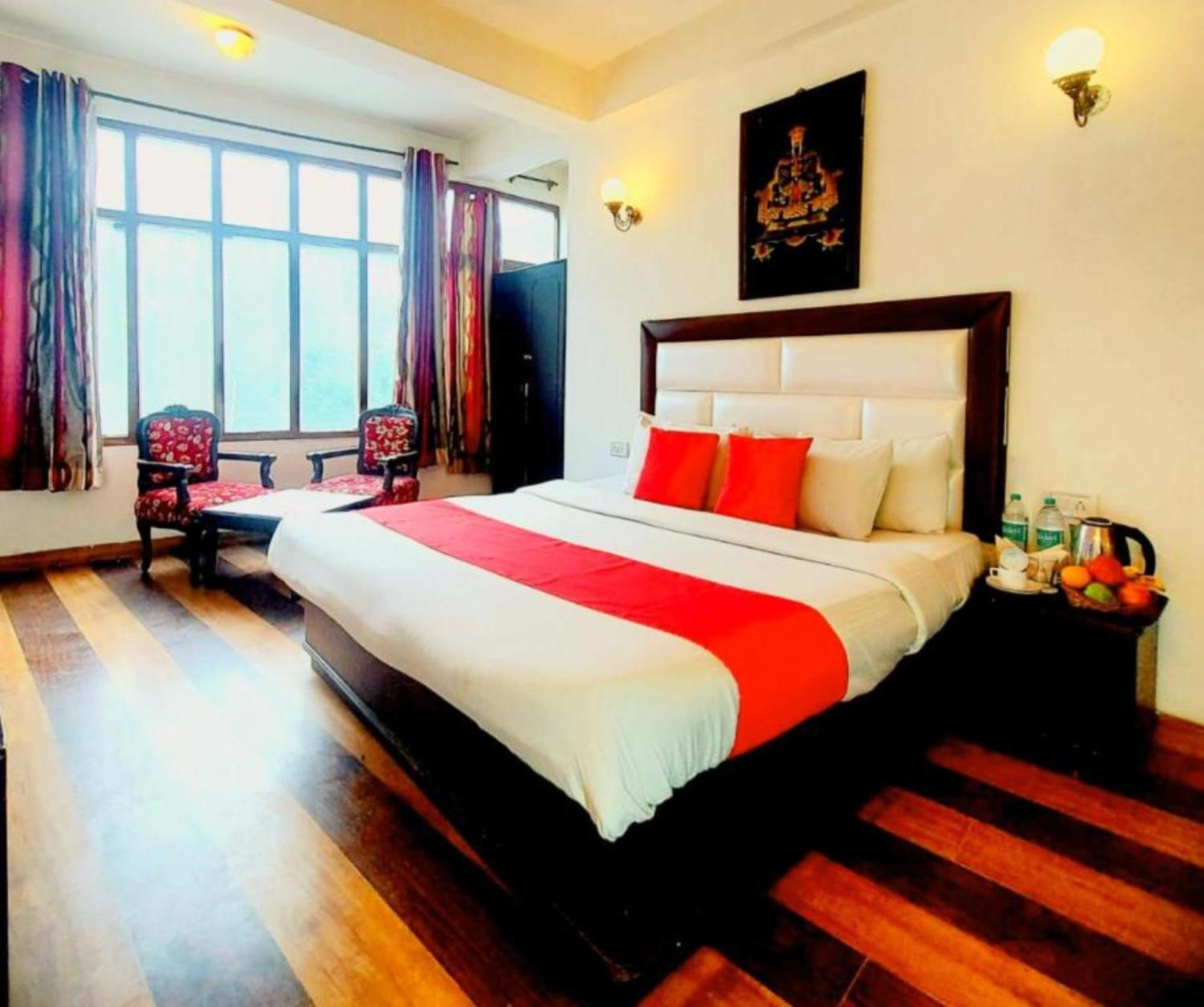 Premium Kalinga Inter Continental - Newly Decorated - Wifi - Service - Parking Available - Luxury In