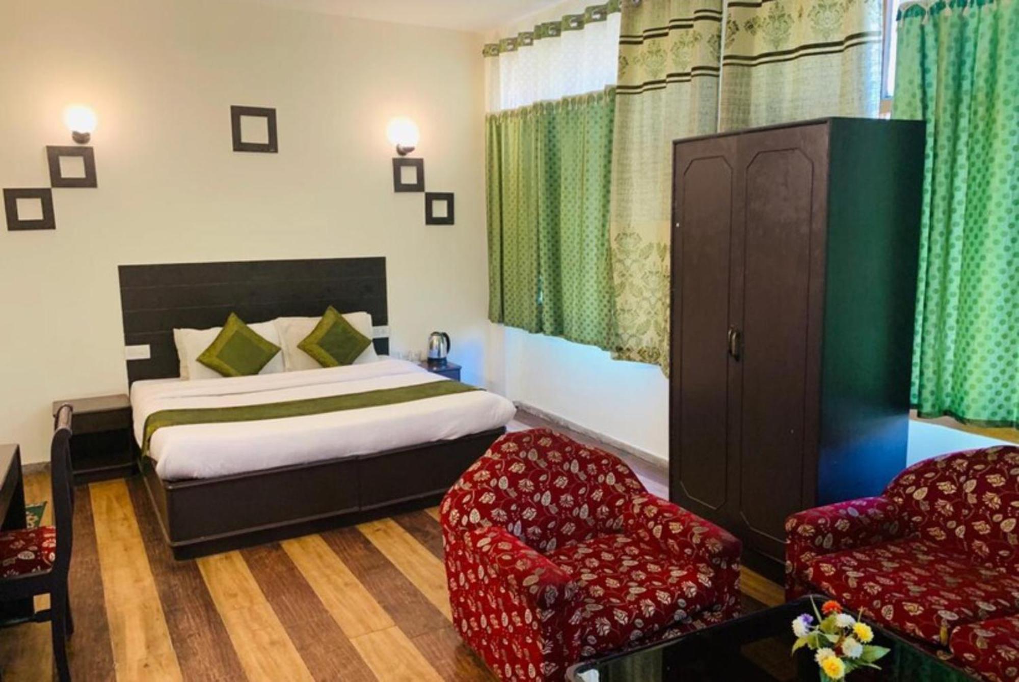 Premium Kalinga Inter Continental - Newly Decorated - Wifi - Service - Parking Available - Luxury In Manali (Himachal Pradesh)
