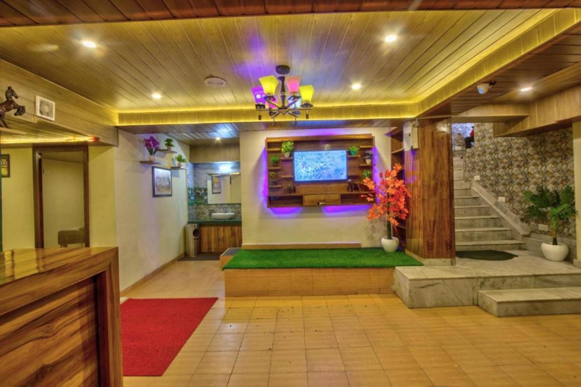 Premium I-bex Near Durga Temple - Restaurant - - Facilities - In
