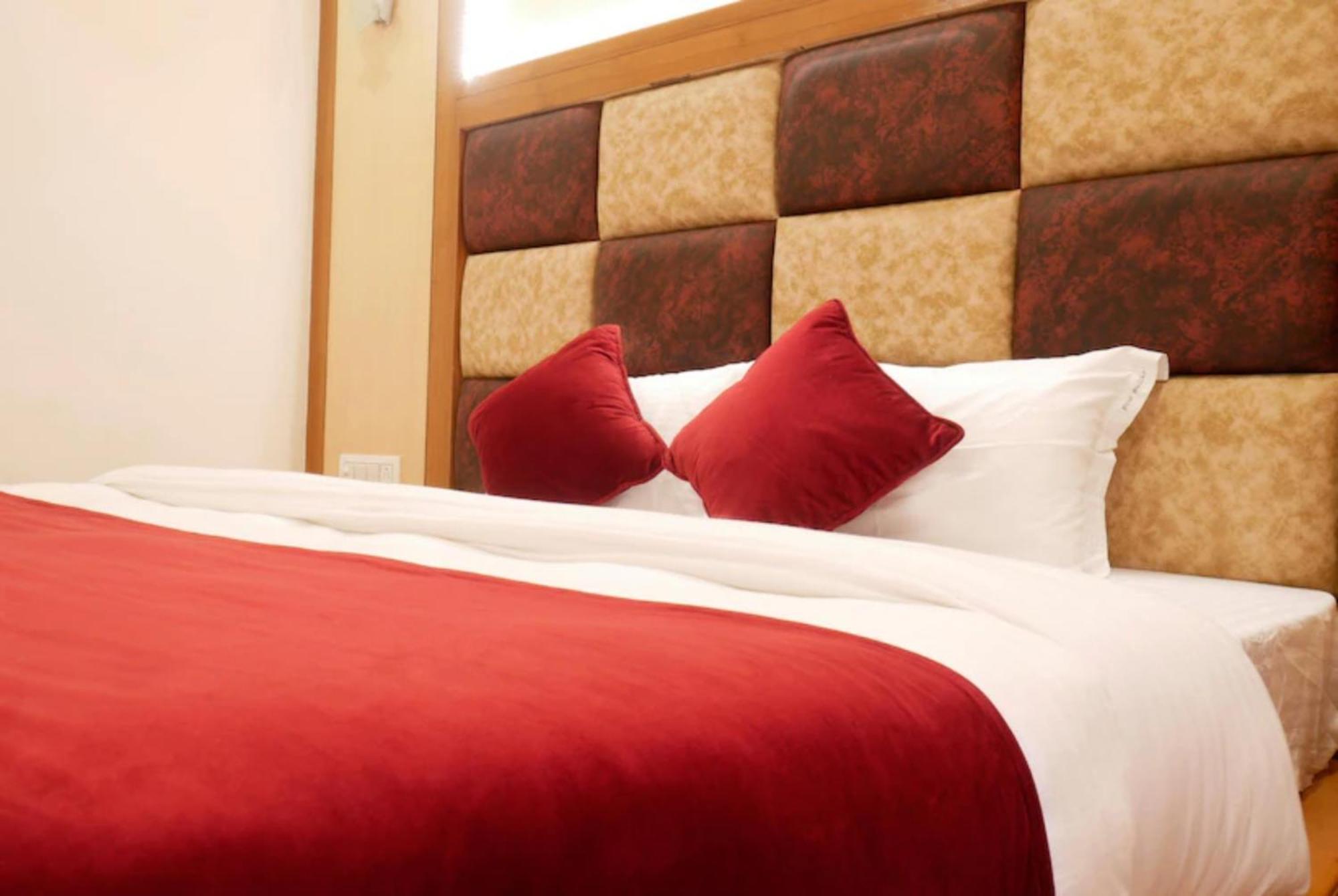 Premium New Ambika International - Jungle Safari- Free Parking- Restaurant - Bonfire - Facilities In 4* Manali (Himachal Pradesh)