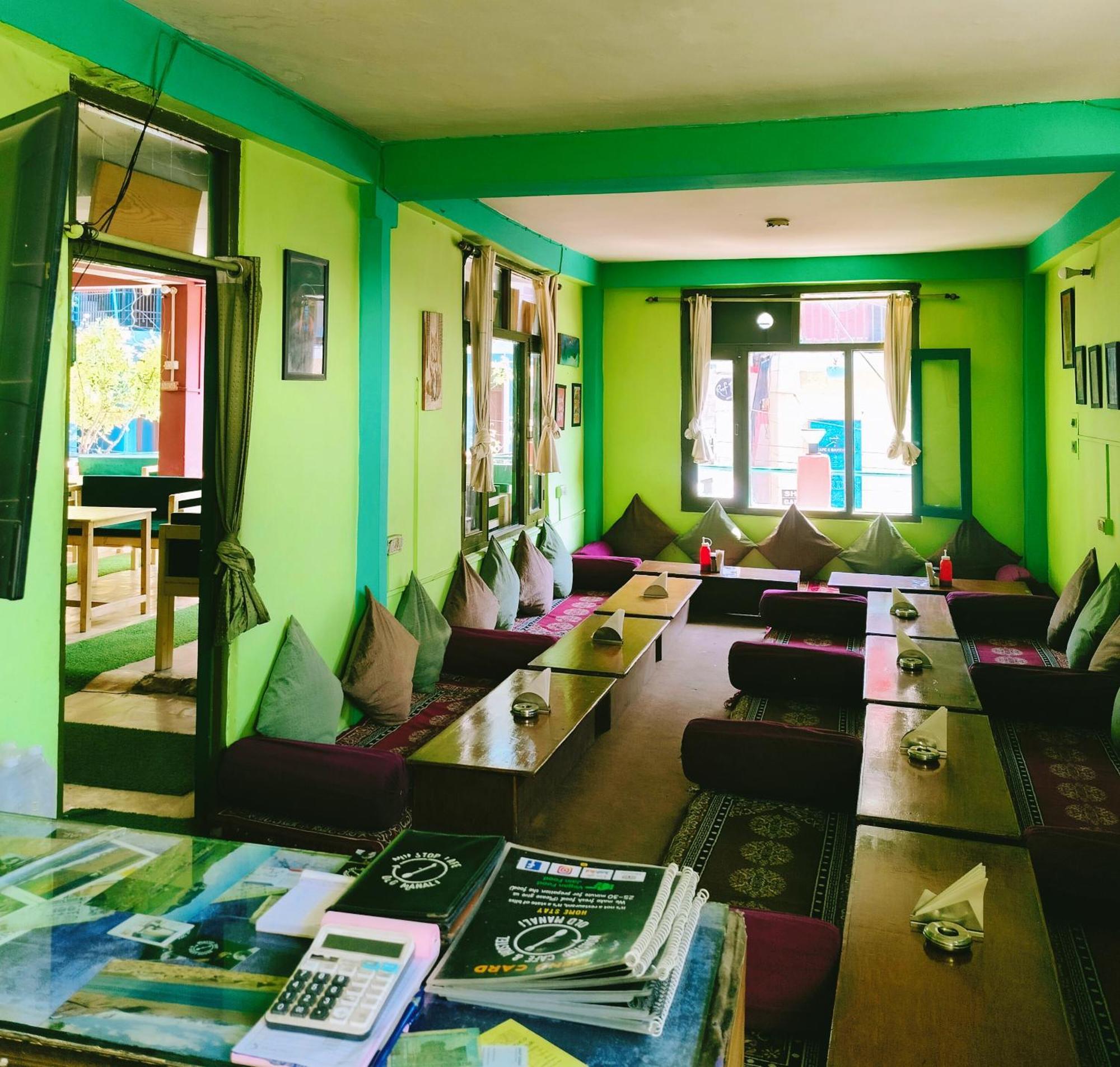 Non Stop Cafe & Manali (Himachal Pradesh)