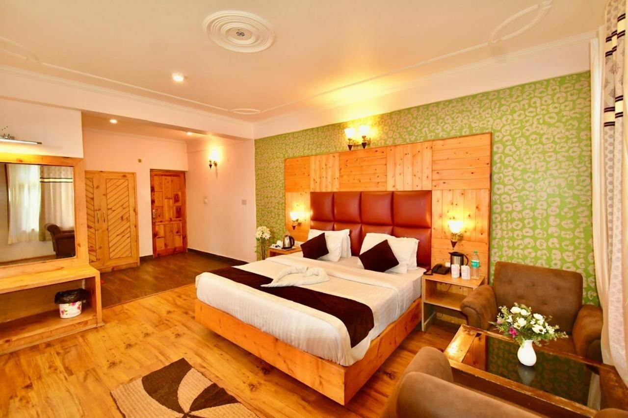 Hotel Chichoga Heights 3*