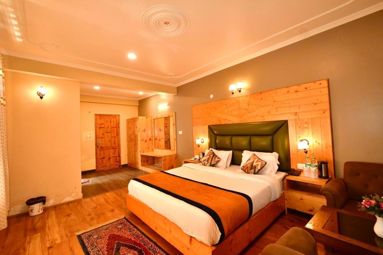 Hotel Chichoga Heights Manali (Himachal Pradesh)