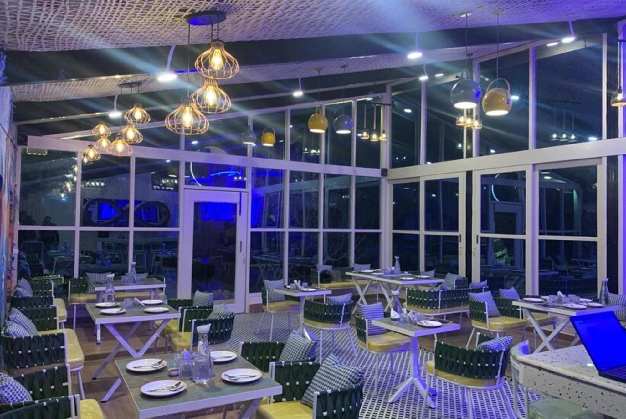 A Budget Urba- Monk Near Temple - Restaurant And Wi-fi Facilities -family In