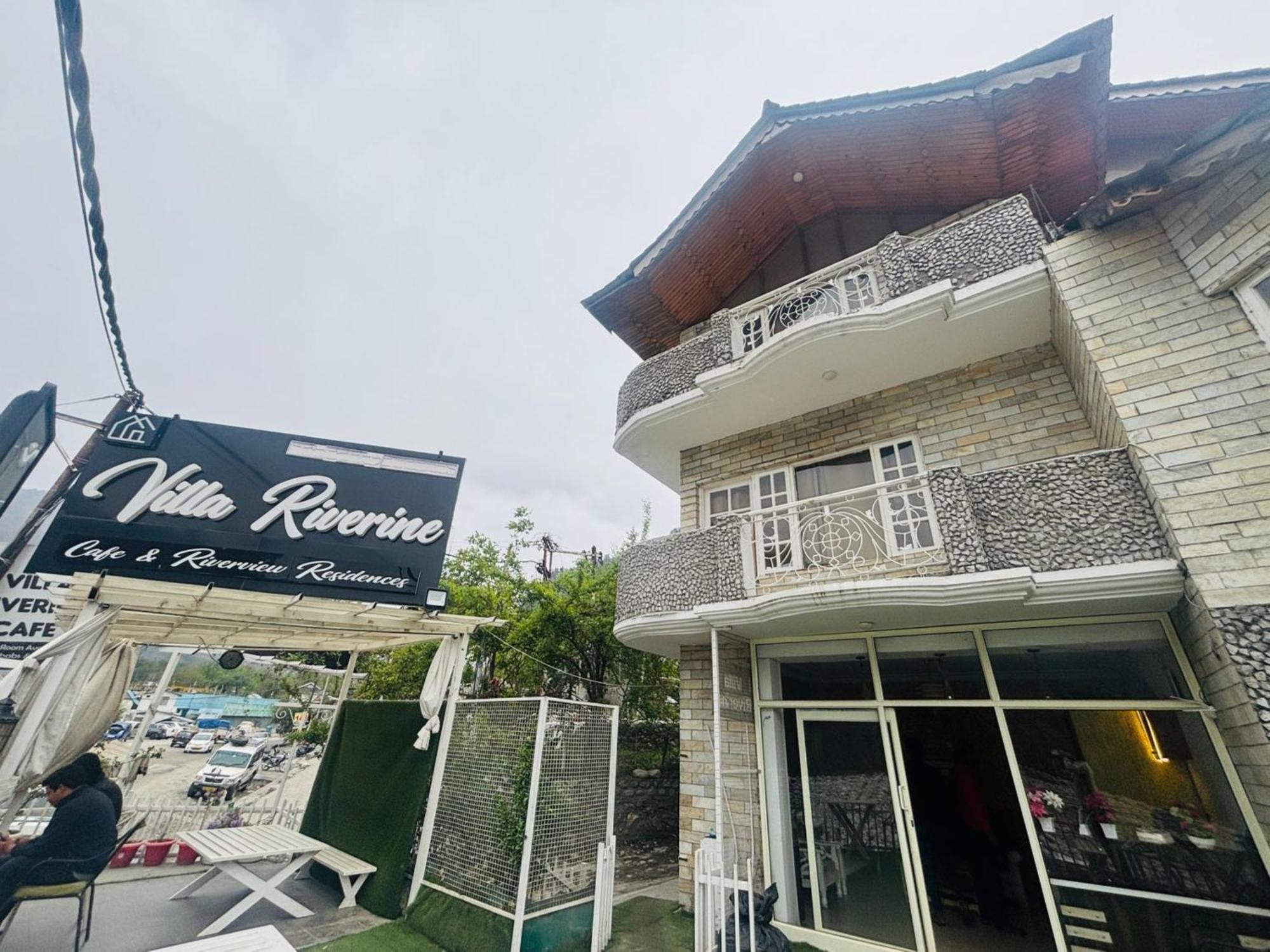 Riverine Cafe & Riverview Near Mall Road Manali (Himachal Pradesh)