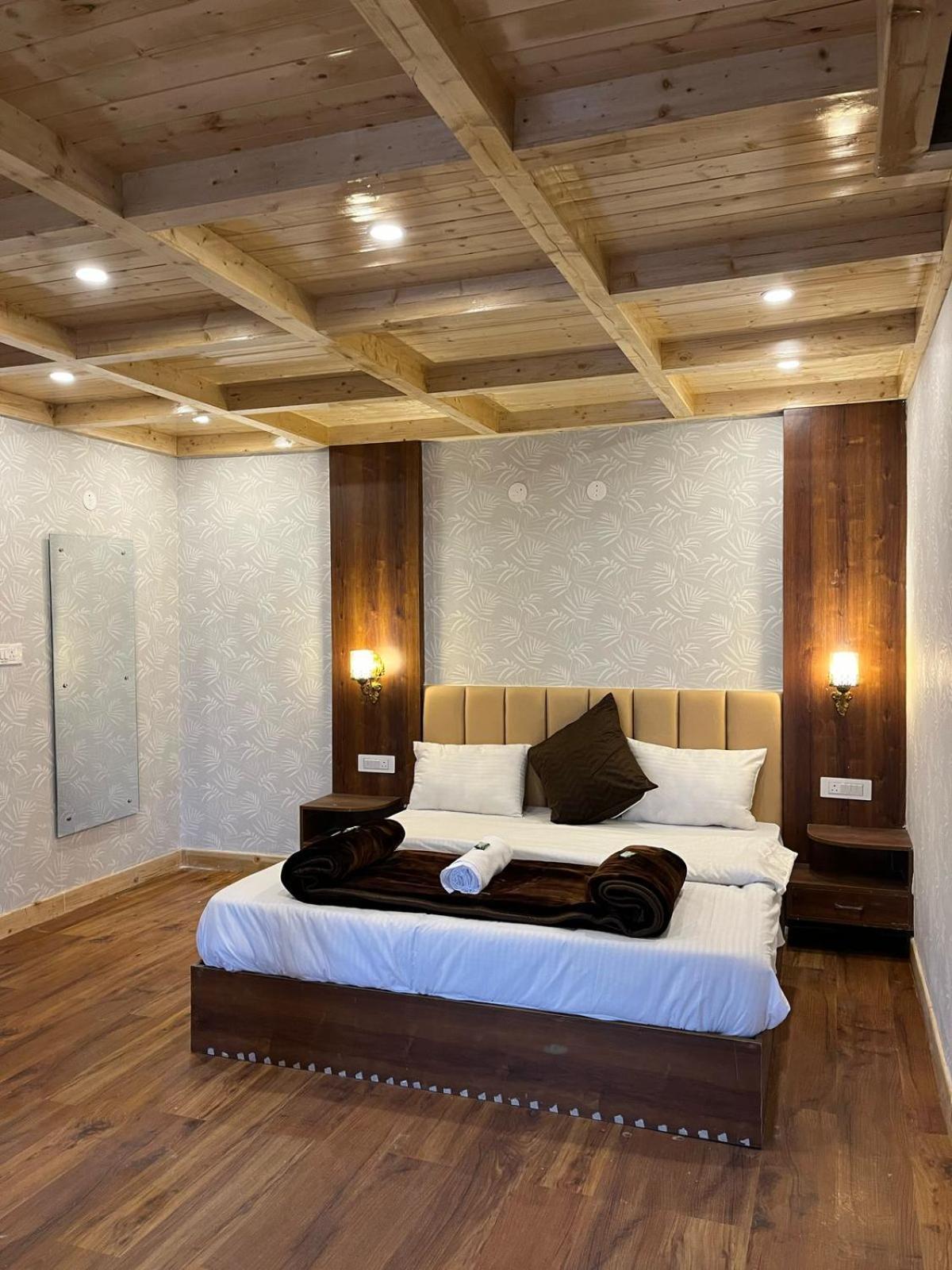 Winterfell Retreat Hotel Manali (Himachal Pradesh)