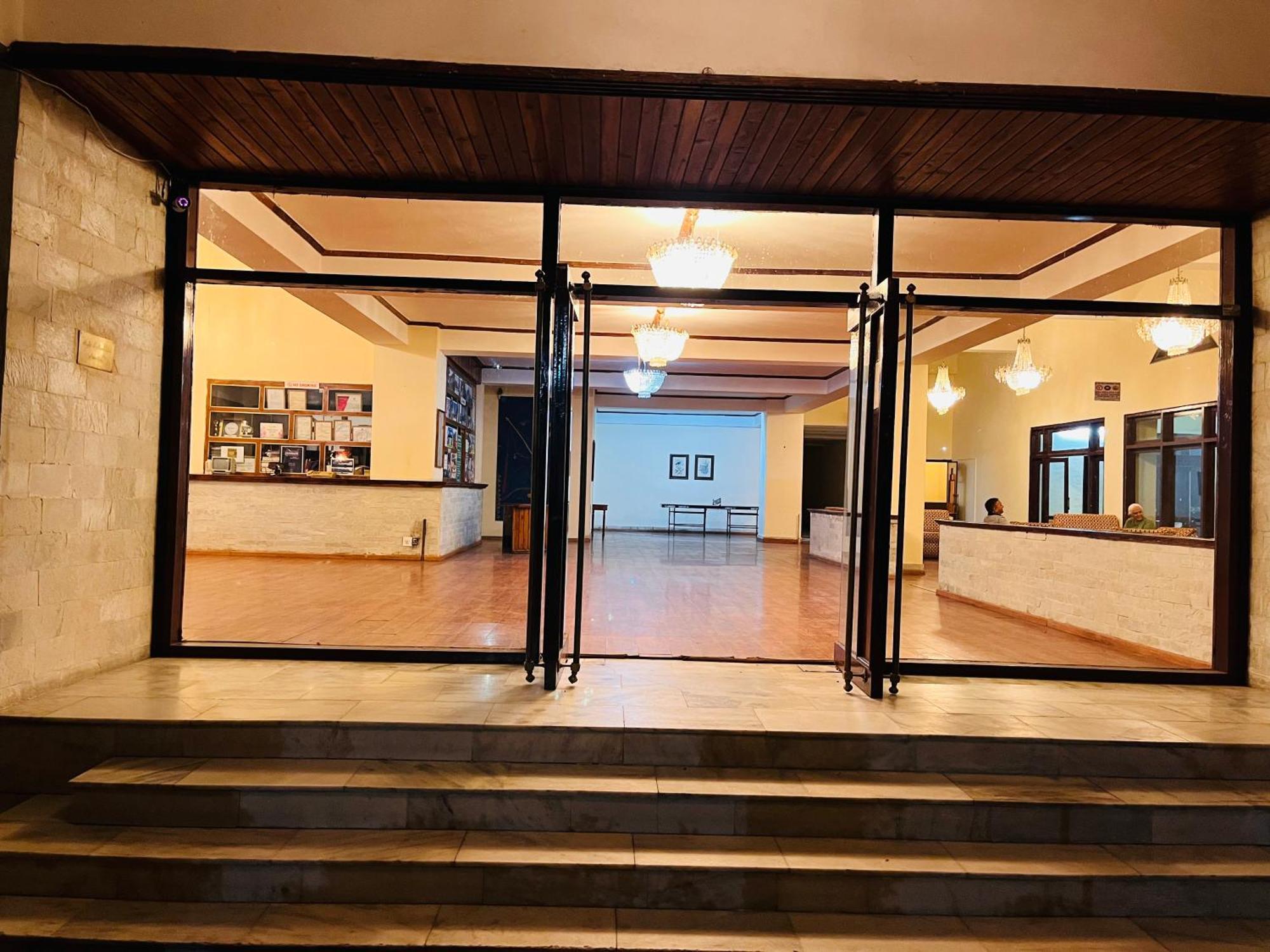 Sagar Heritage Resort, Near Mall Road Manali Manali (Himachal Pradesh)