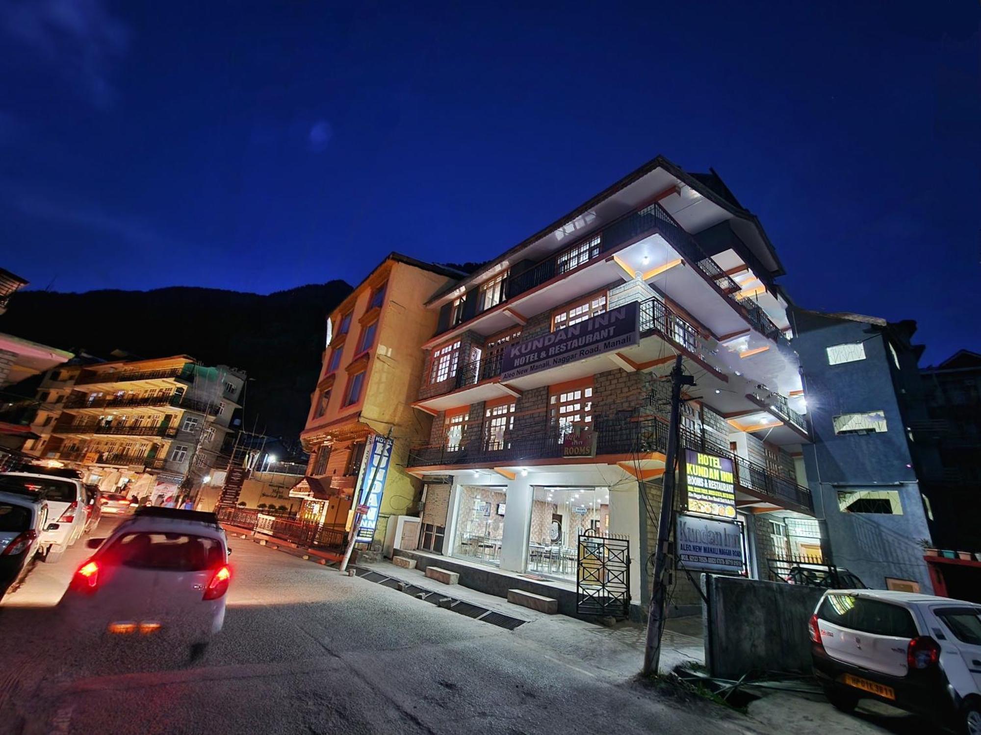 Kundan And Restaurant Hotel