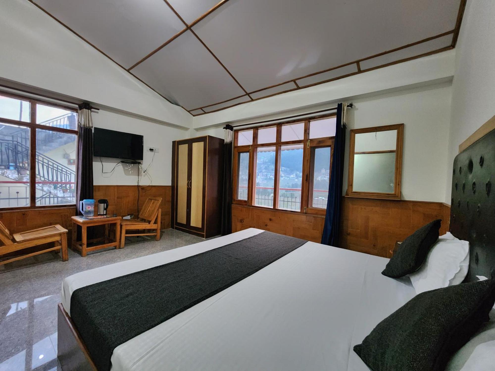 Hotel Kundan And Restaurant 3*