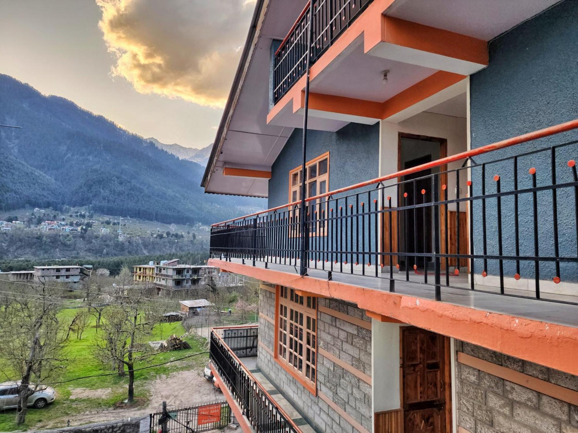 Hotel Kundan And Restaurant 3*