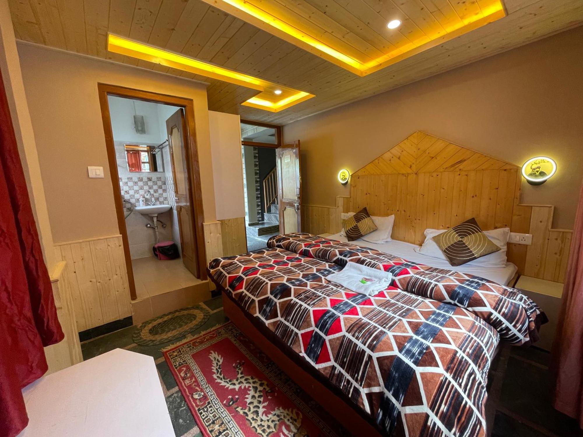 Hostel La Voglia-old Manali (Himachal Pradesh)