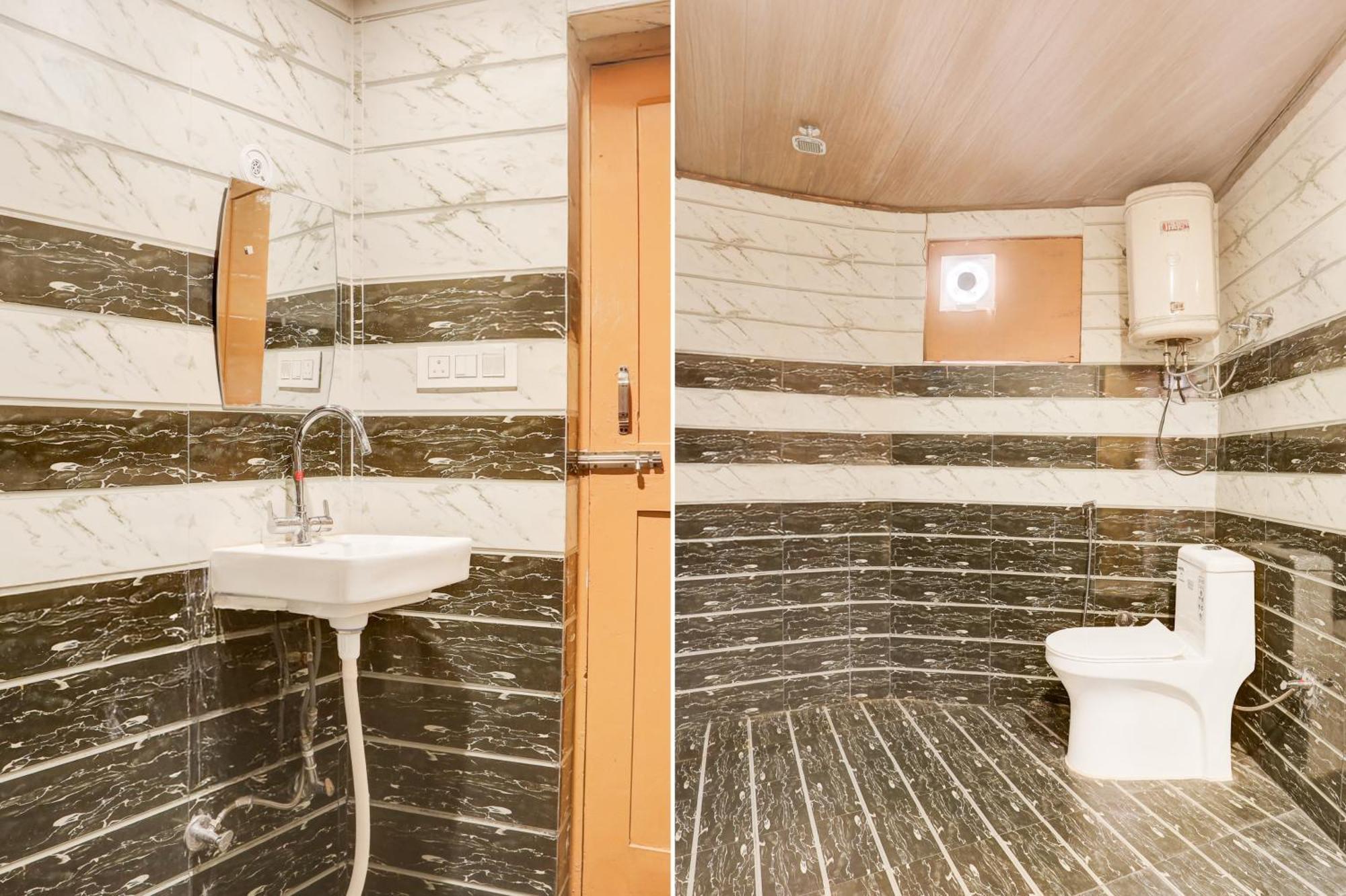 Hotel O Durga 3*