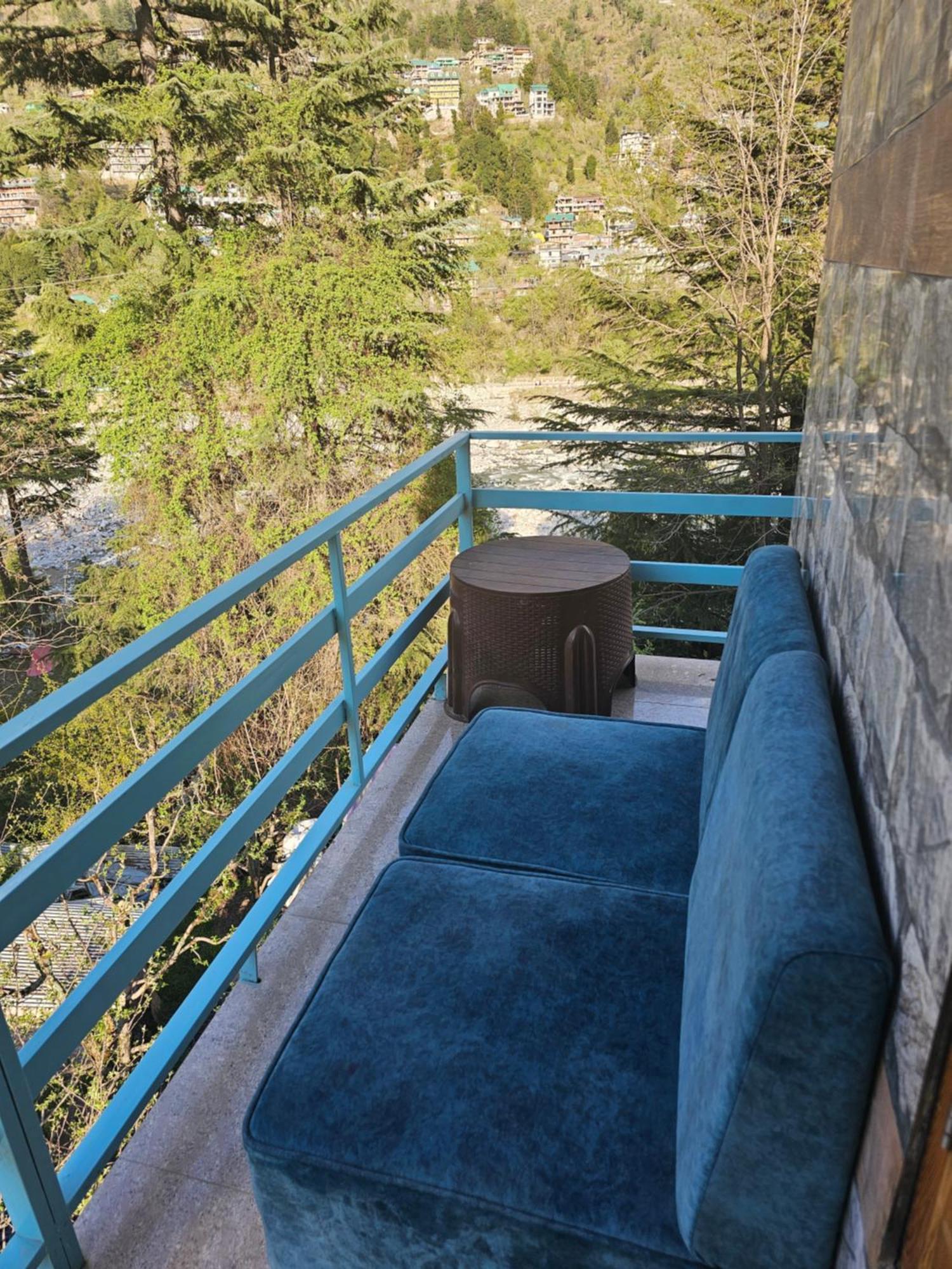 Old By Himalayan Hotels, With Mountain View, Balcony, Terrace And Parking Motel
