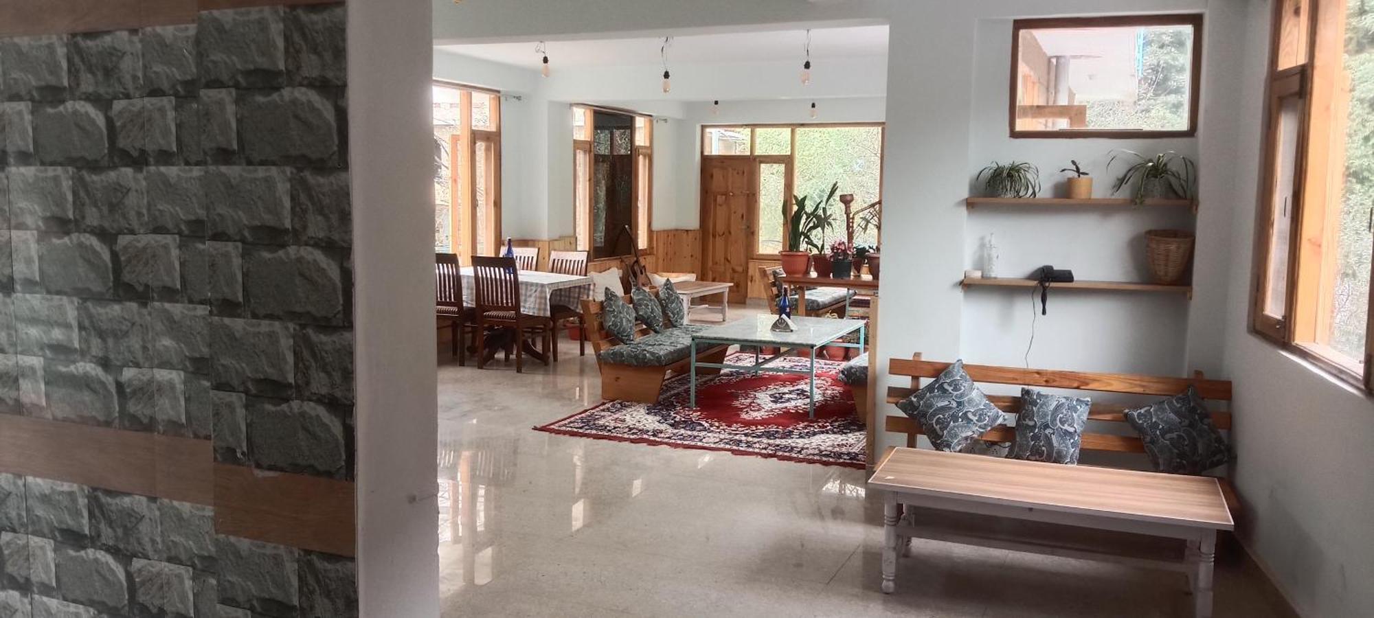 Old By Himalayan Hotels, With Mountain View, Balcony, Terrace And Parking Motel