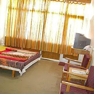 Yak Hotel 3*