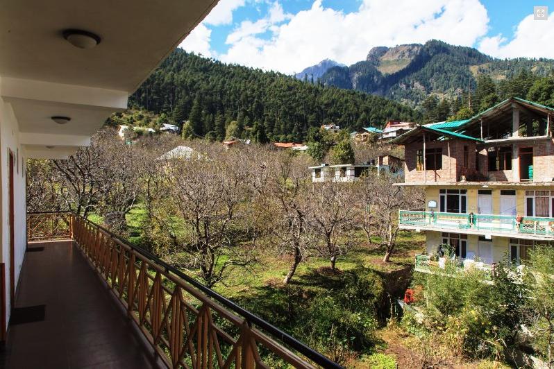 Snow Peak Retreat Hotel Manali (Himachal Pradesh)